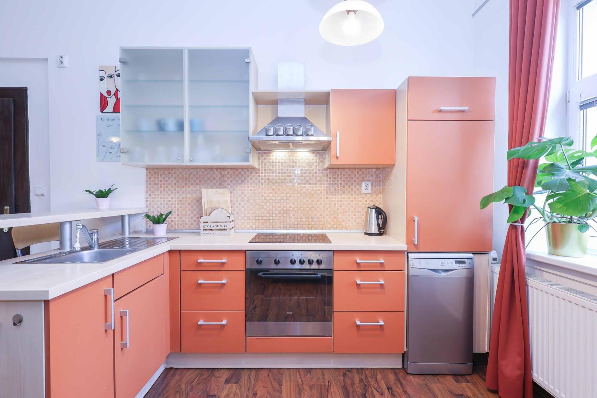 Cozy & Spacious Family Stay Near Train Station Bratislava Extérieur photo